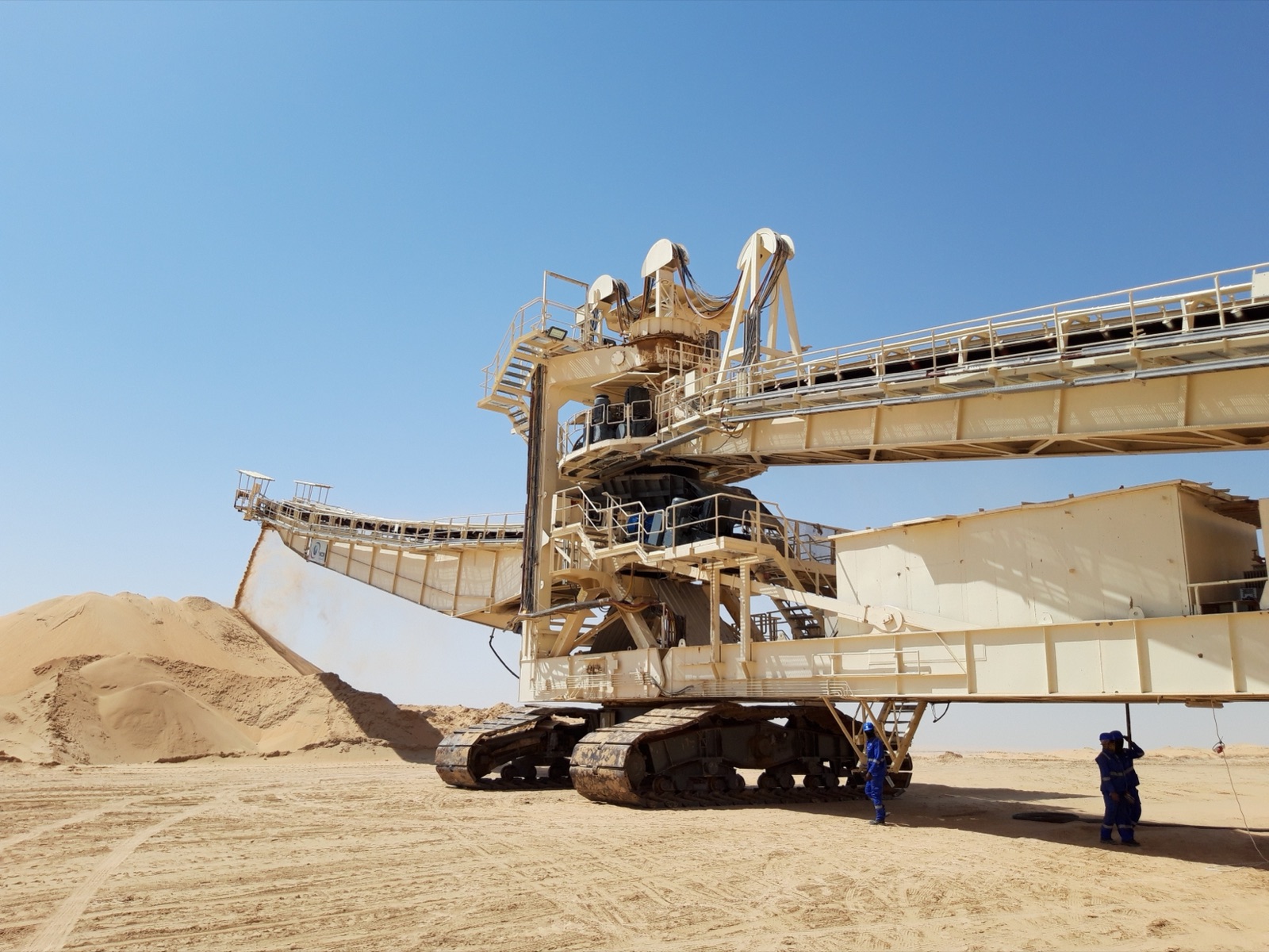 BWE conveyor routing and belt installation